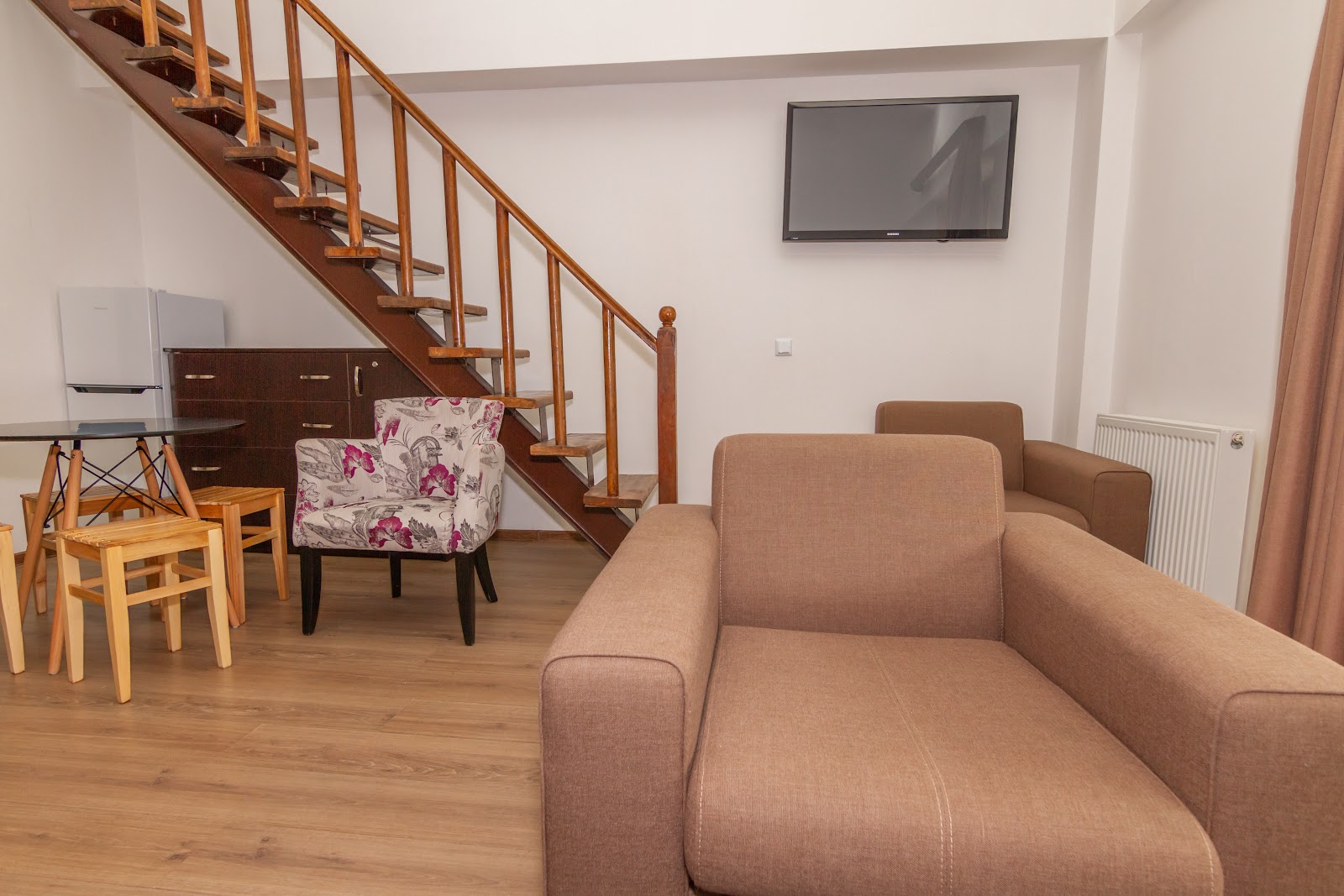 Big duplex with balcony 40 apartment interior in New Gudauri